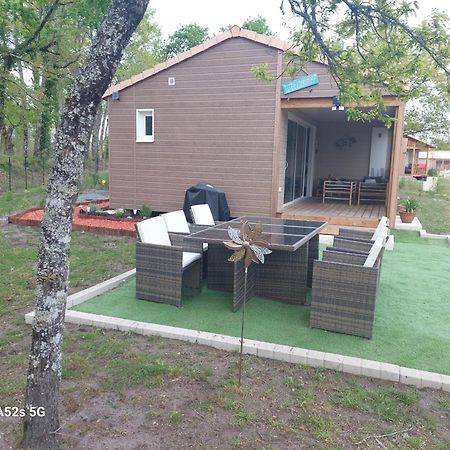 La Cabane 27 ~ Chalet Cosy Au Bord Du Lac De Peyre لابوير المظهر الخارجي الصورة