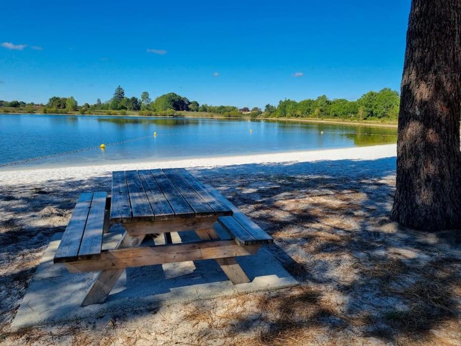 La Cabane 27 ~ Chalet Cosy Au Bord Du Lac De Peyre لابوير المظهر الخارجي الصورة