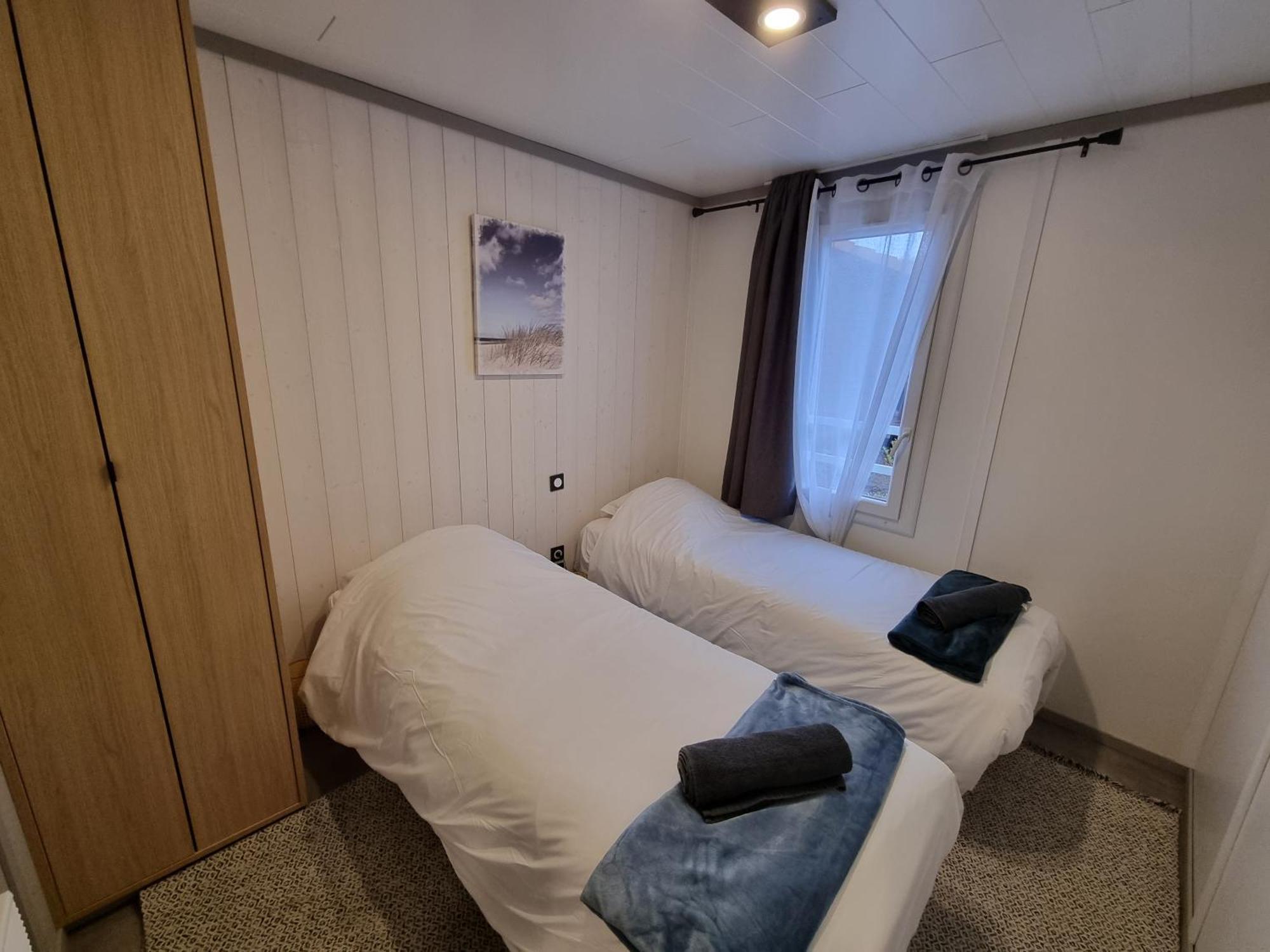 La Cabane 27 ~ Chalet Cosy Au Bord Du Lac De Peyre لابوير المظهر الخارجي الصورة