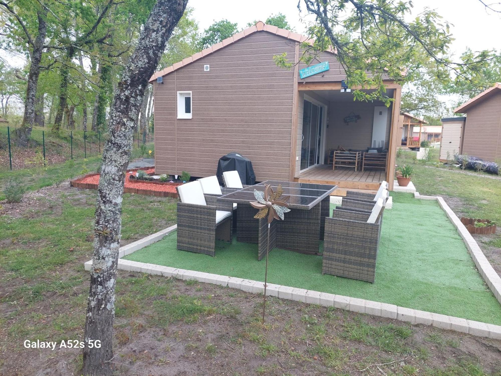 La Cabane 27 ~ Chalet Cosy Au Bord Du Lac De Peyre لابوير المظهر الخارجي الصورة